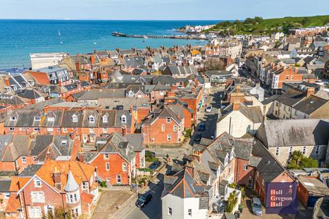 4 bedroom house for sale, Kings Road East, Swanage