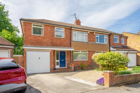 undefined, Lynden Way, York