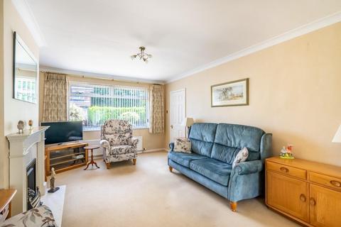 undefined, Lynden Way, York