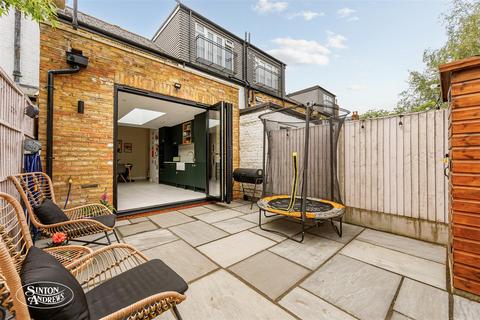 46 Ridley Avenue, London, W13 9XW