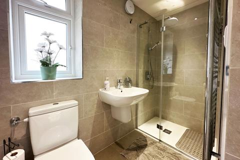 Deep Cover Clapgate, Stondon Massey, Brentwood, CM15 0LH