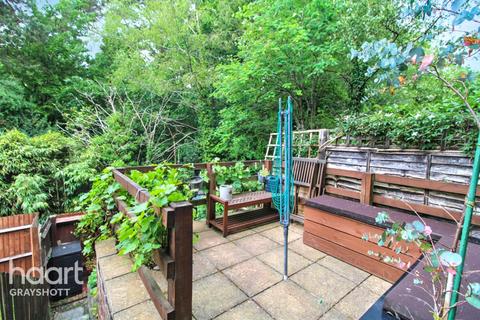 23 Hillside Close, Headley Down, Bordon, GU35 8BL