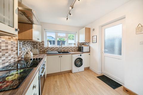 48 Commonfields, West End, Woking, GU24 9HZ