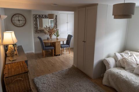 2 bedroom terraced house for sale, Apton Road, Bishops Stortford