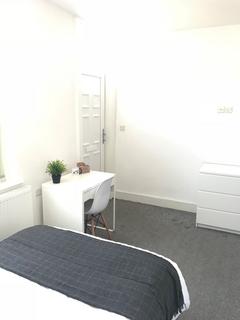 1 bedroom in a house share to rent, Lancing Road, Sheffield S2