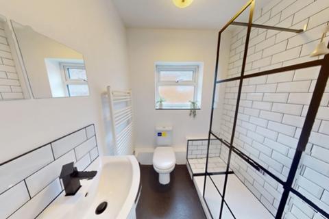 8 bedroom house to rent, Church Street, Nottingham NG7