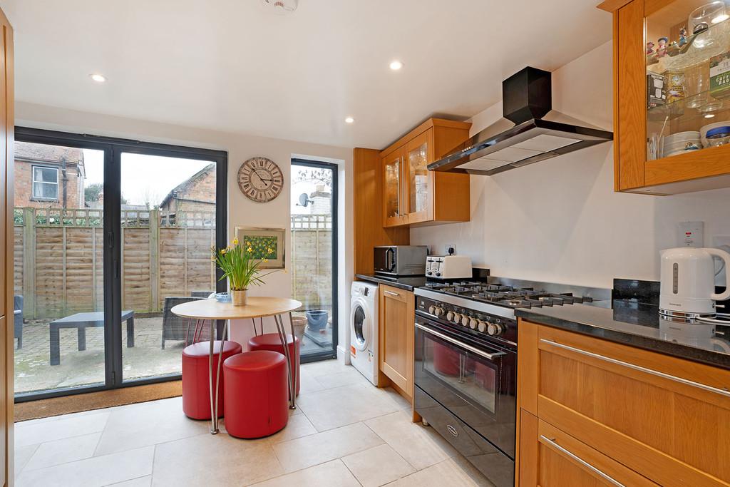 Kitchen dining room