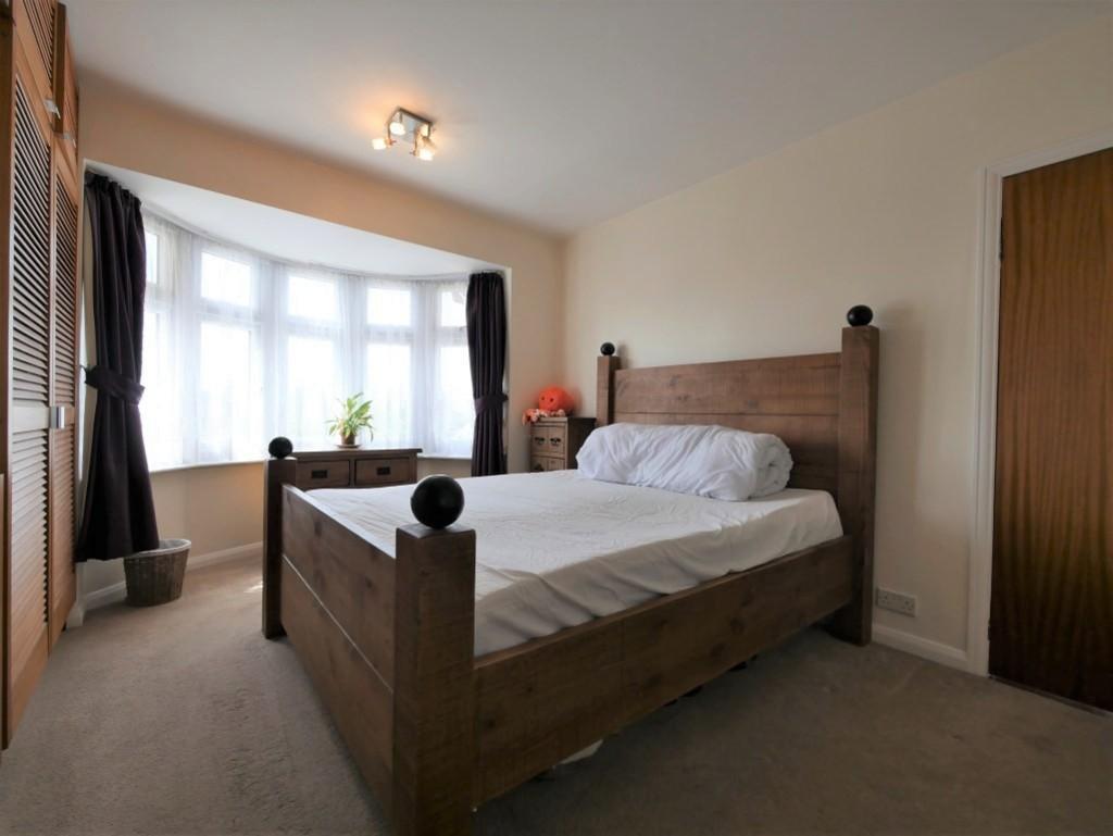 Bedroom1 2