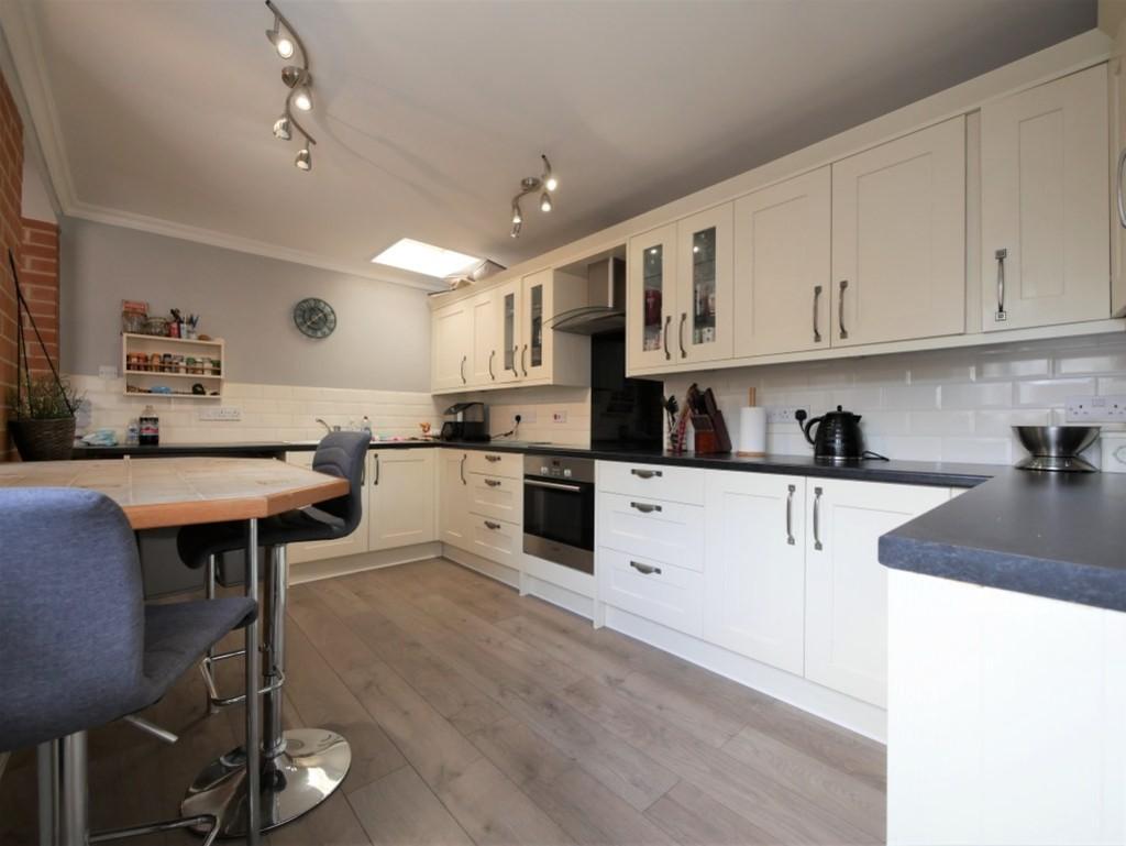 Kitchen2