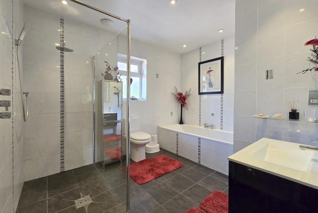 Longmead Shower Room