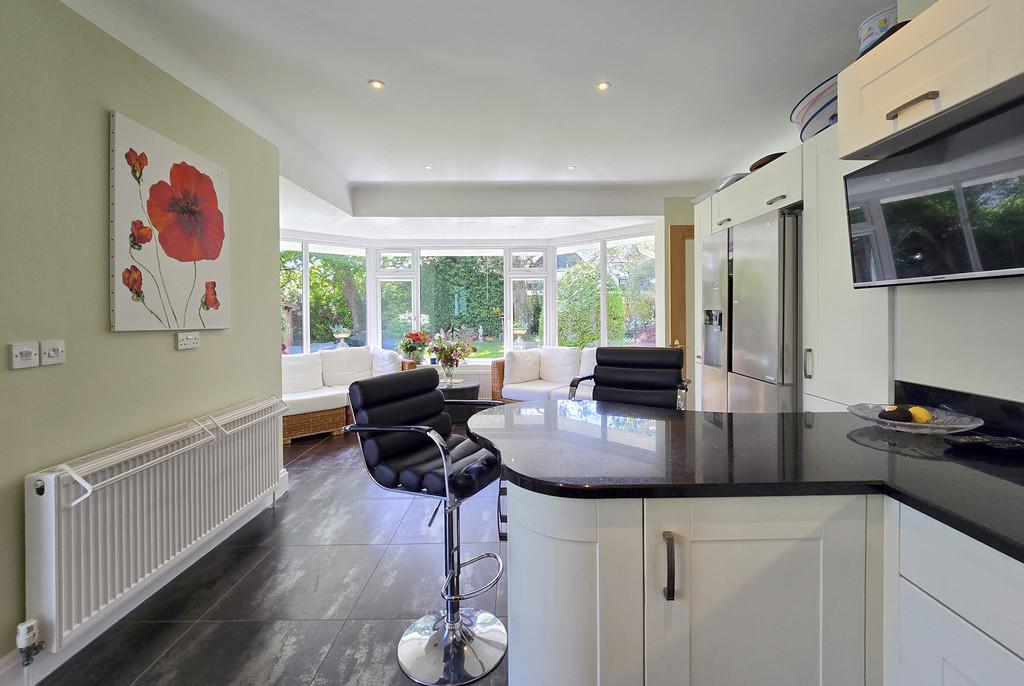 Longmead Kitchen 2
