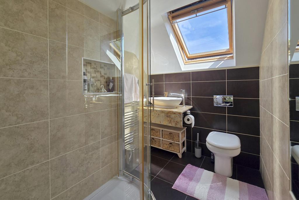 Longmead En Suite 2