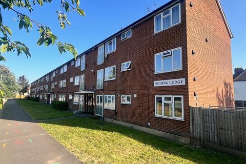 3 bedroom flat for sale, Royston Gardens, Ilford
