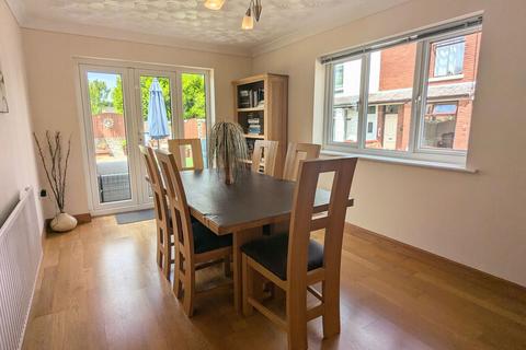 4 bedroom detached house for sale, Mill Road, Wigan WN5
