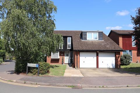 4 bedroom detached house for sale, Underwood Road, Stevenage, Hertfordshire, SG1