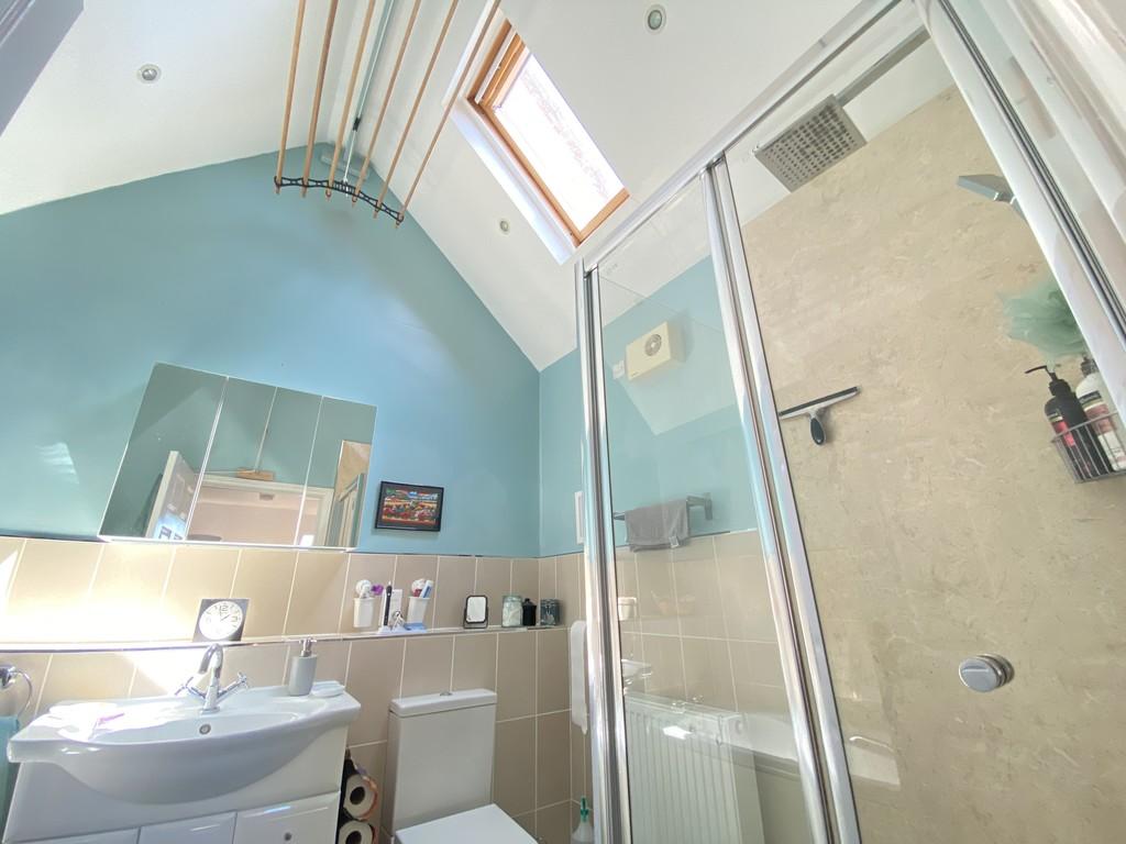 Bathroom detail