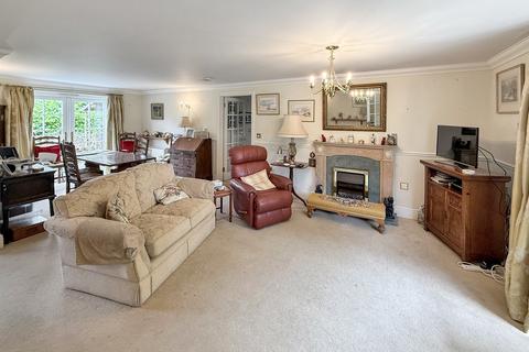 2 bedroom retirement property for sale, Grenadier Close, Warminster