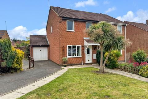 3 bedroom semi-detached house for sale, Oakgrove Place, Northampton NN4