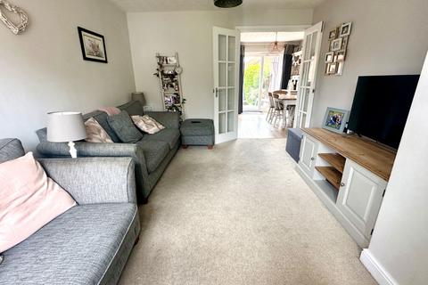3 bedroom semi-detached house for sale, Oakgrove Place, Northampton NN4