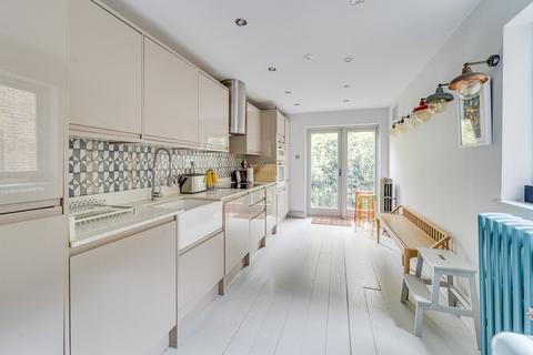 35 Kelvin Road, London, N5 2PR