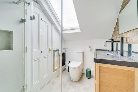 35 Kelvin Road, London, N5 2PR