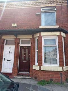 2 bedroom terraced house to rent, Coniston Street, Salford