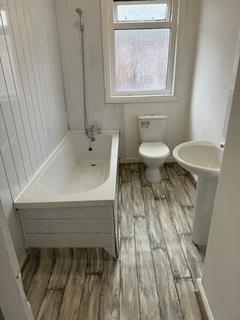 2 bedroom terraced house to rent, Coniston Street, Salford