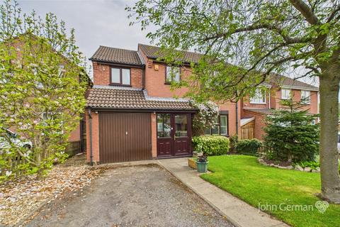 4 bedroom detached house for sale, Fairway Road, Shepshed