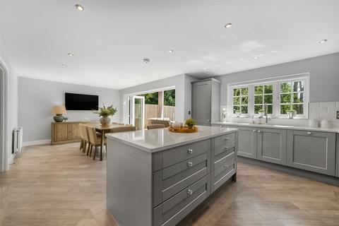 4 bedroom detached house for sale, Homelands, Winkfield