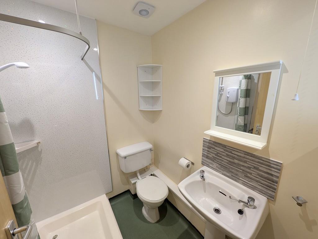 Shower Room Flat A