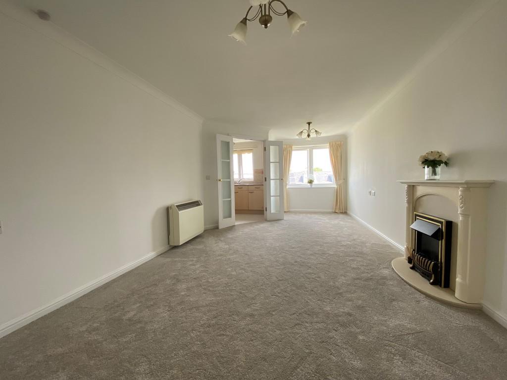 Living room 7