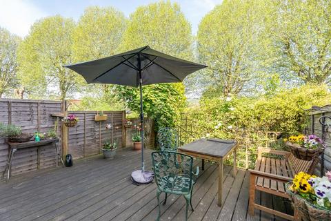 3 bedroom semi-detached house for sale, Rothes Road, Dorking