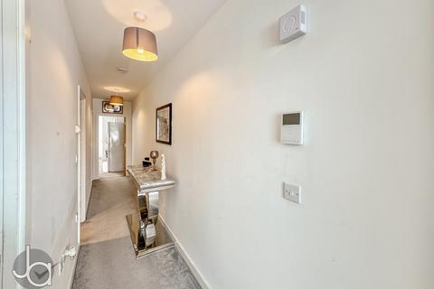 2 bedroom apartment for sale, Main Road, Harwich CO12