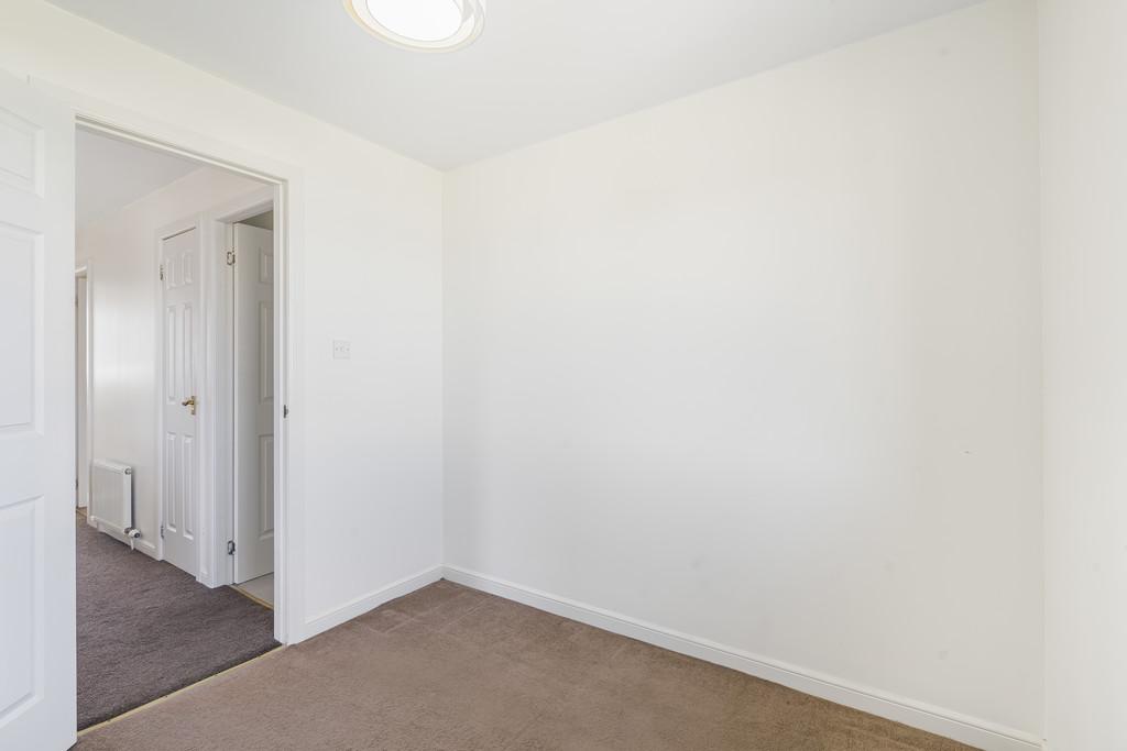 8 Glenisla Court, Whitburn (14)