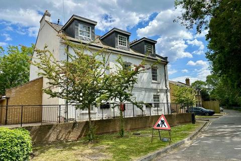 2 bedroom apartment for sale, Regent Court, Swan & Pike Road