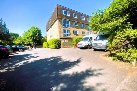 undefined, Addlestone Park, Addlestone