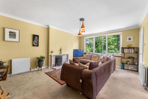 2 Glenview, West Kilbride, KA23 9JG