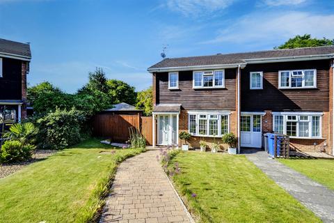 13 Belvoir Close, Ilkeston, DE7 4ND