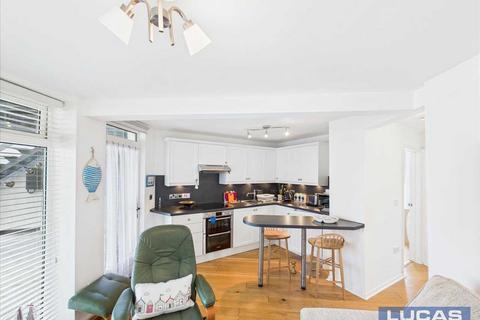 2 bedroom apartment for sale, Capel Lodge, Ravenspoint Road, Trearddur Bay