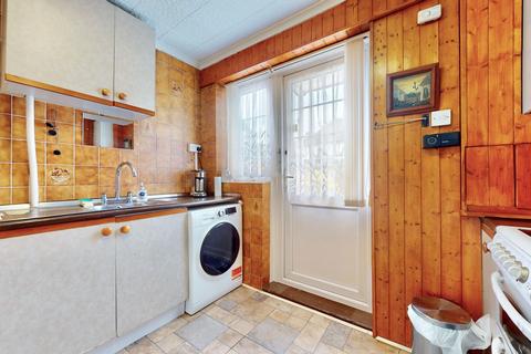 2 bedroom terraced house for sale, Markyate Road, Dagenham, RM8
