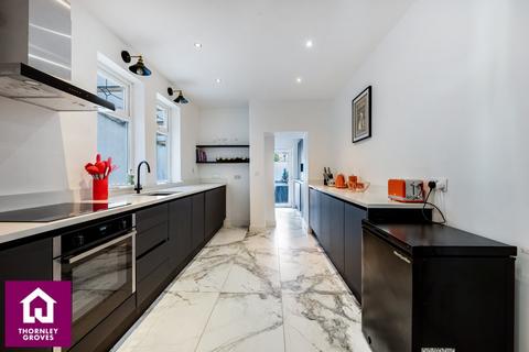 3 bedroom end of terrace house for sale, Priory Avenue, Greater Manchester M7