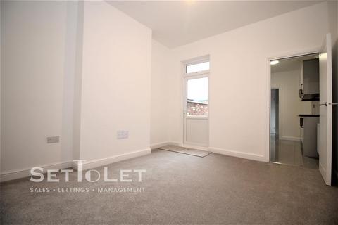 3 bedroom house for sale, Filbert Street, Leicester