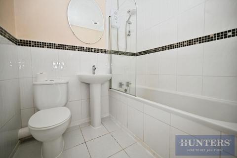 40 Borrowdale Croft, Yeadon, Leeds, LS19 7FN