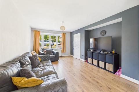 4 Harehill Close, Bradford, BD10 8PG