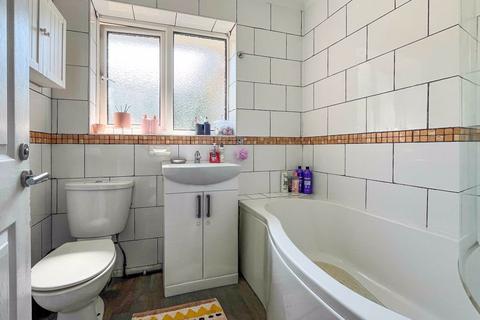 3 bedroom detached bungalow for sale, Whitfield