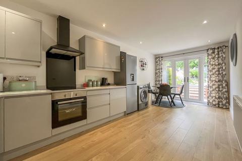 129a Green Lanes, Bilston, WV14 6BZ