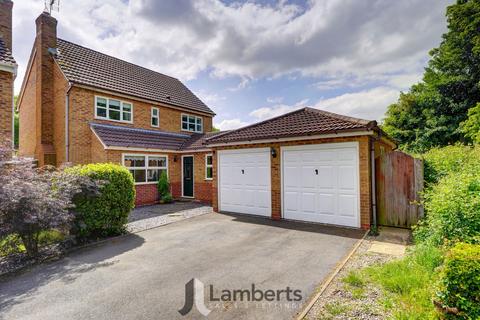 4 bedroom detached house for sale, Johns Close, Studley, B80