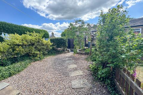 2 bedroom cottage for sale, Gib Lane, Huddersfield HD8