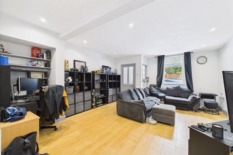 338 Grimshaw Lane, Middleton, Manchester, M24 2AU