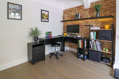 4 bedroom semi-detached house for sale, Rough Common Road, Canterbury CT2